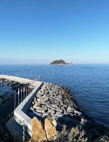 La Perla Nel Mare - * Alassio